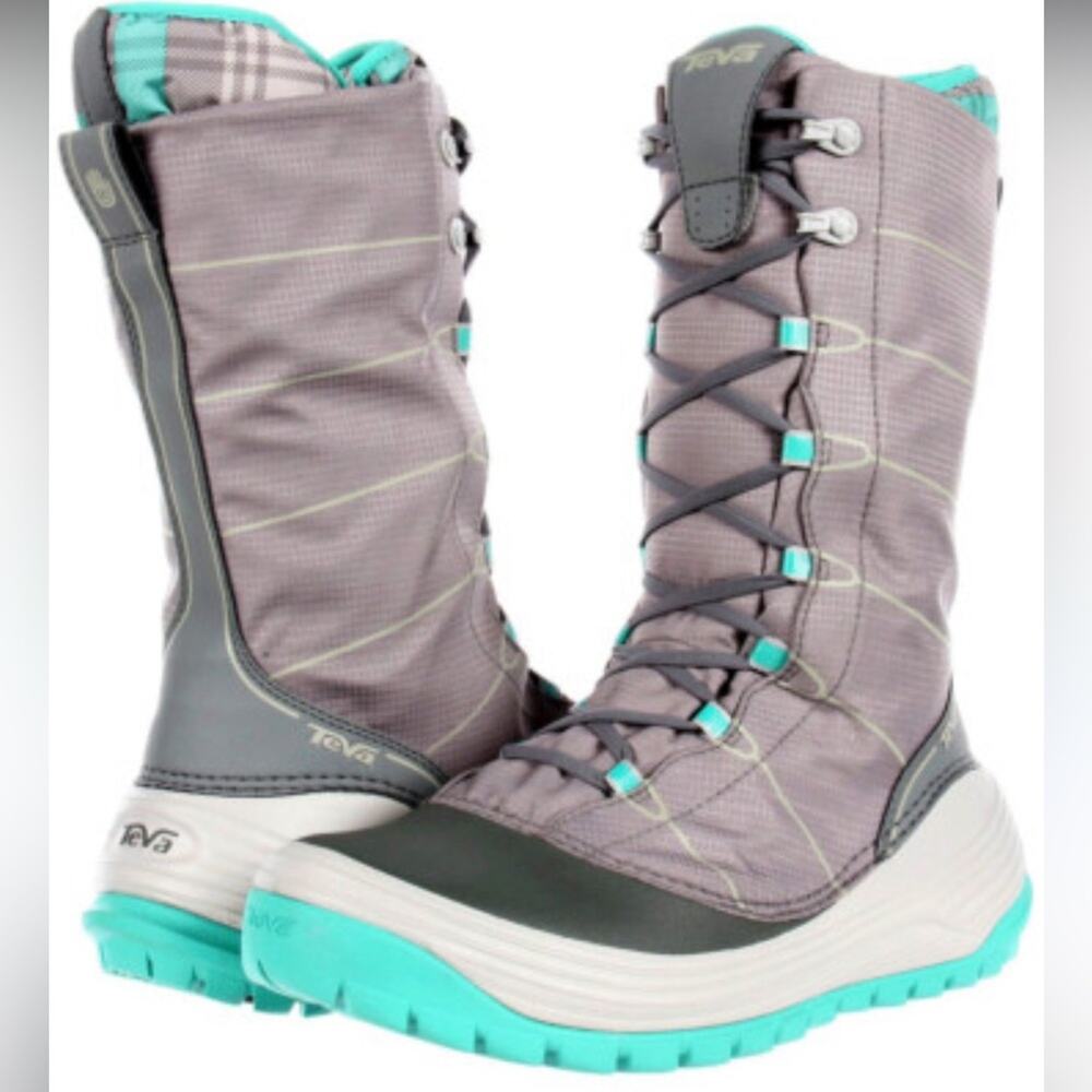 Teva Jordanelle Winter Boots size 7